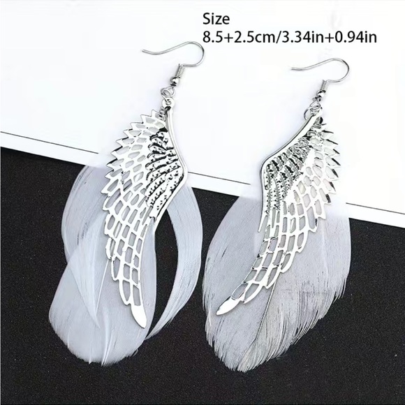 NIP Angel's Wing W/White Feather Earrings - Picture 5 of 5